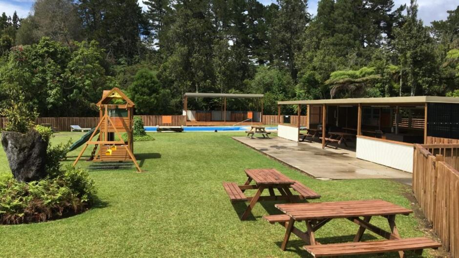 קאטיקאטי Sapphire Springs Holiday Park And Thermal Pools מראה חיצוני תמונה